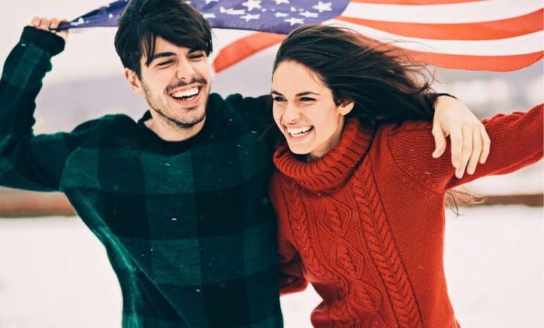 Non-US Citizens Must Register With USCIS Before Approaching Deadline